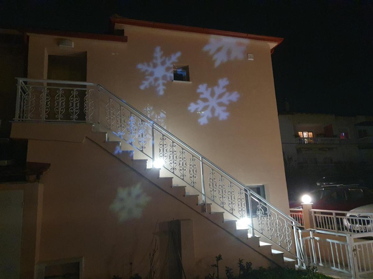 Appartamento Casa Al Mare 2 Peraía Esterno foto